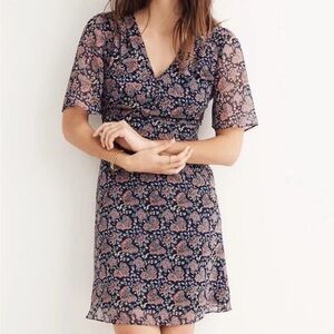 Madewell Orchard Flutter-Sleeve Dress in Fan Floral Mix
